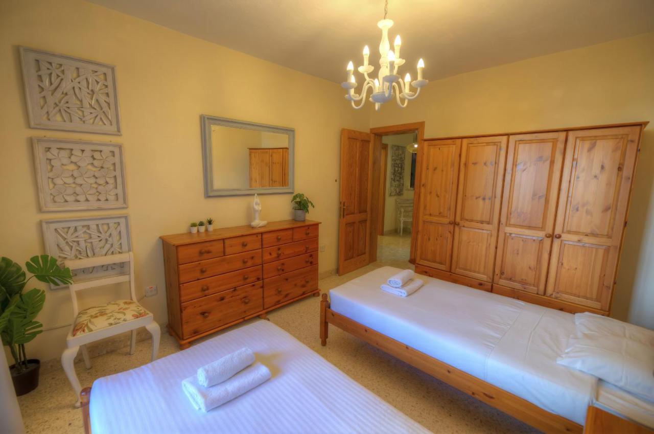 Large And Bright Apartment In The City Centre Goslm-2 สลีมา ภายนอก รูปภาพ